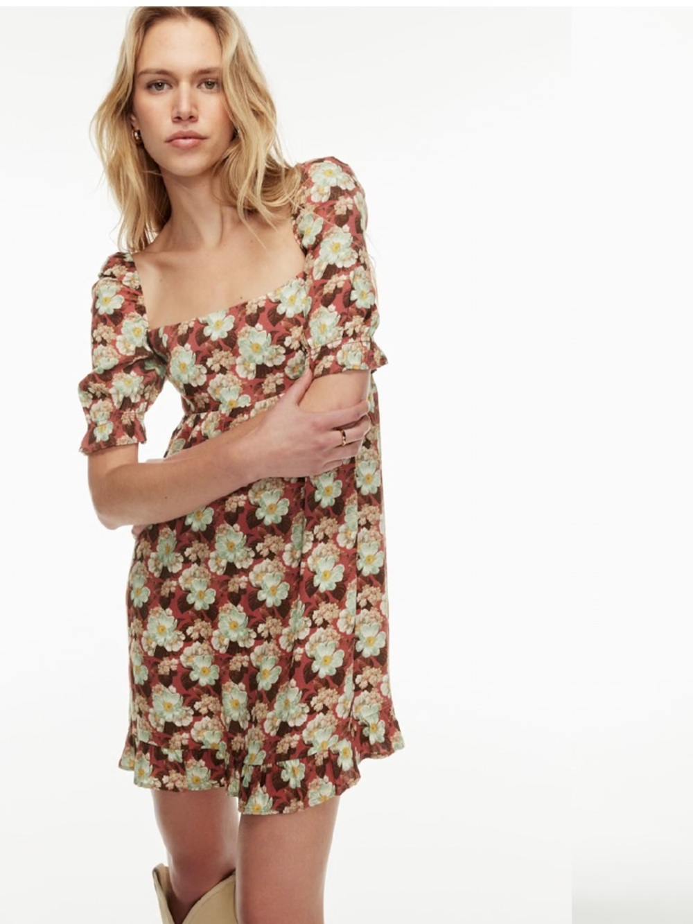 Aritzia Wilfred moorland floral dress - Picture 3 of 8